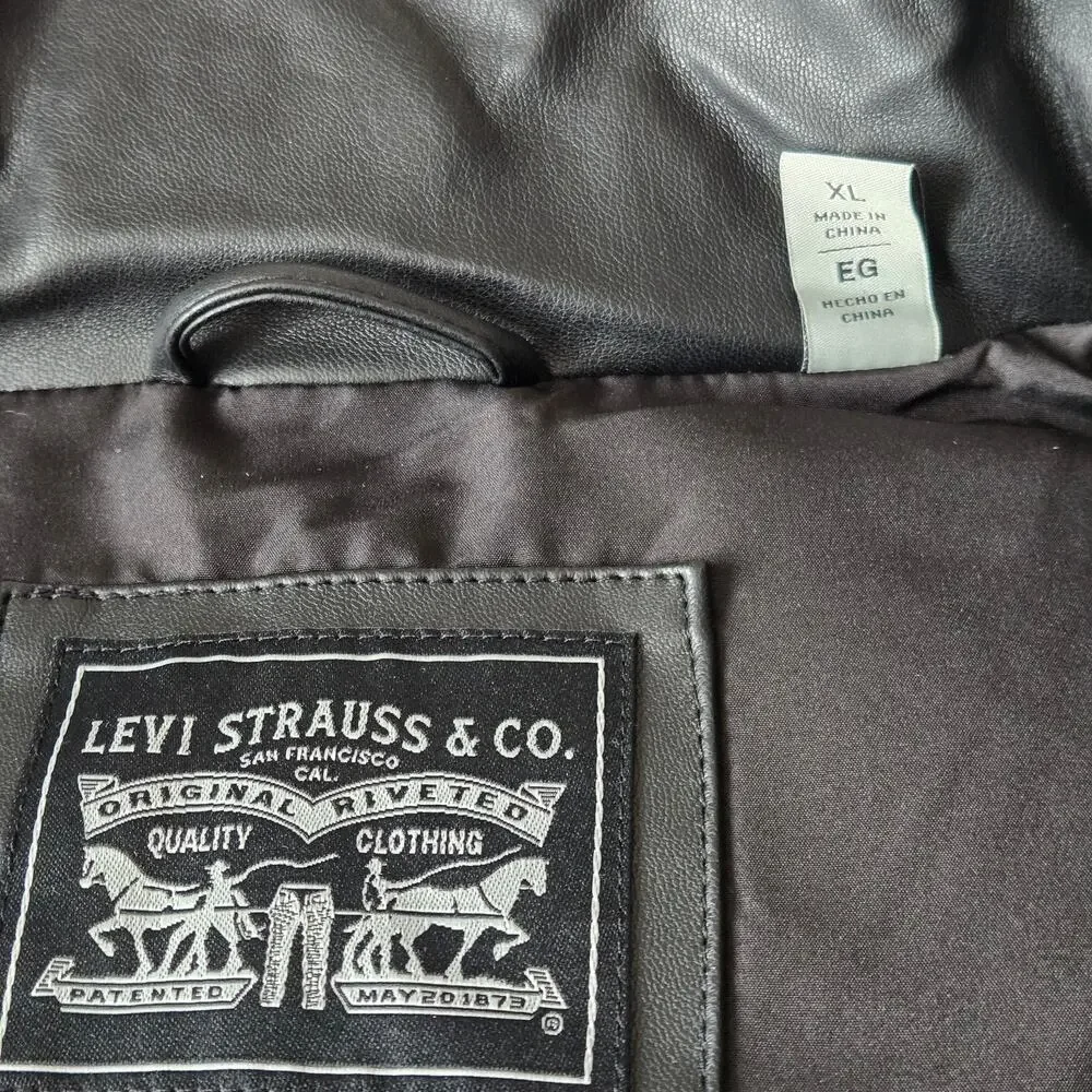New Levi Strauss Faux Leather Short Puffer Zip up Black Women's Jacket Size XL - Picture 9 of 11